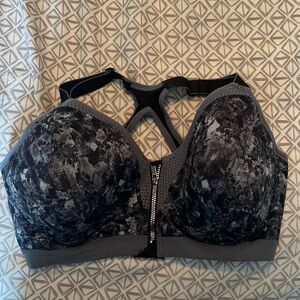 Maidenform sports bra size 36D